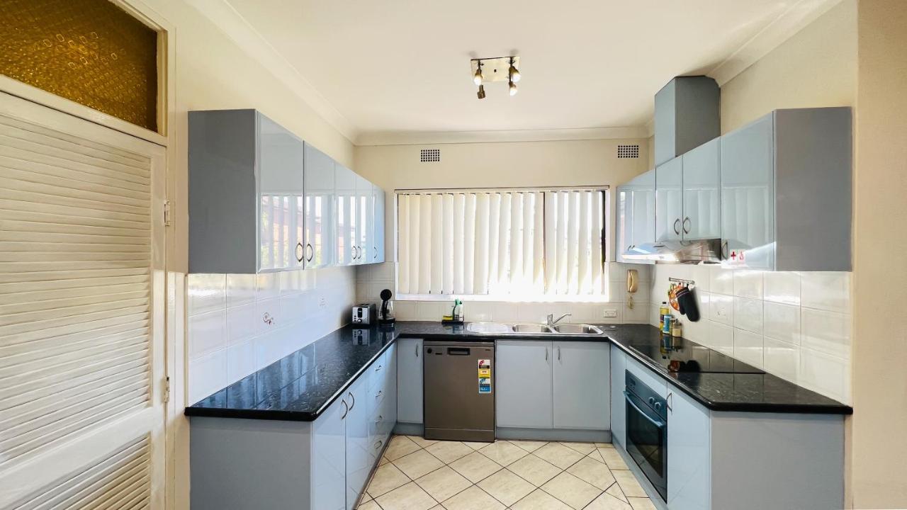 Carlton 3 Beds Unit - Free Parking Lejlighed Sydney Eksteriør billede