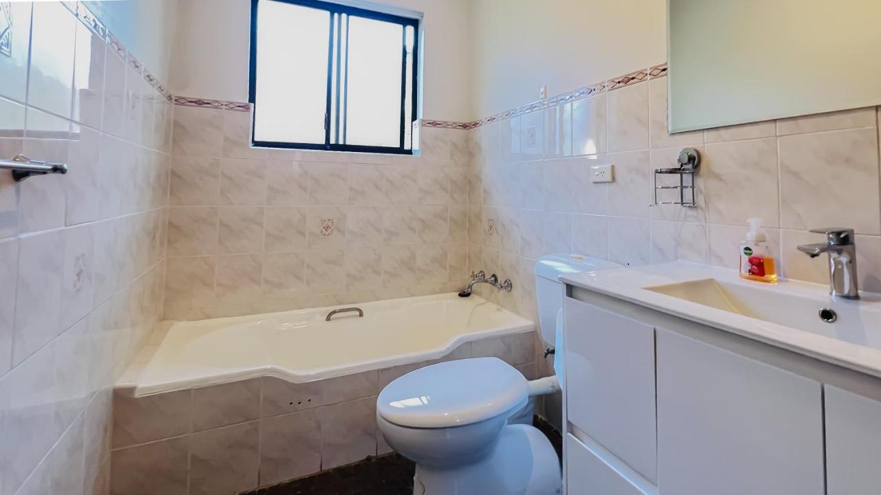 Carlton 3 Beds Unit - Free Parking Lejlighed Sydney Eksteriør billede